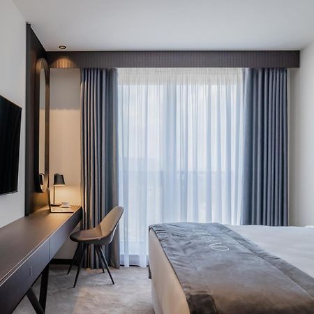 Derand Hotel Priština Exteriér fotografie